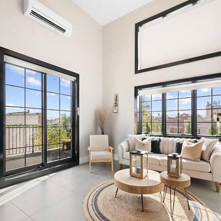 Nyc Skyline Views, Sauna & Rooftop - Romantic Escape At "Brooklyn Bay Lofts" New York Bagian luar foto