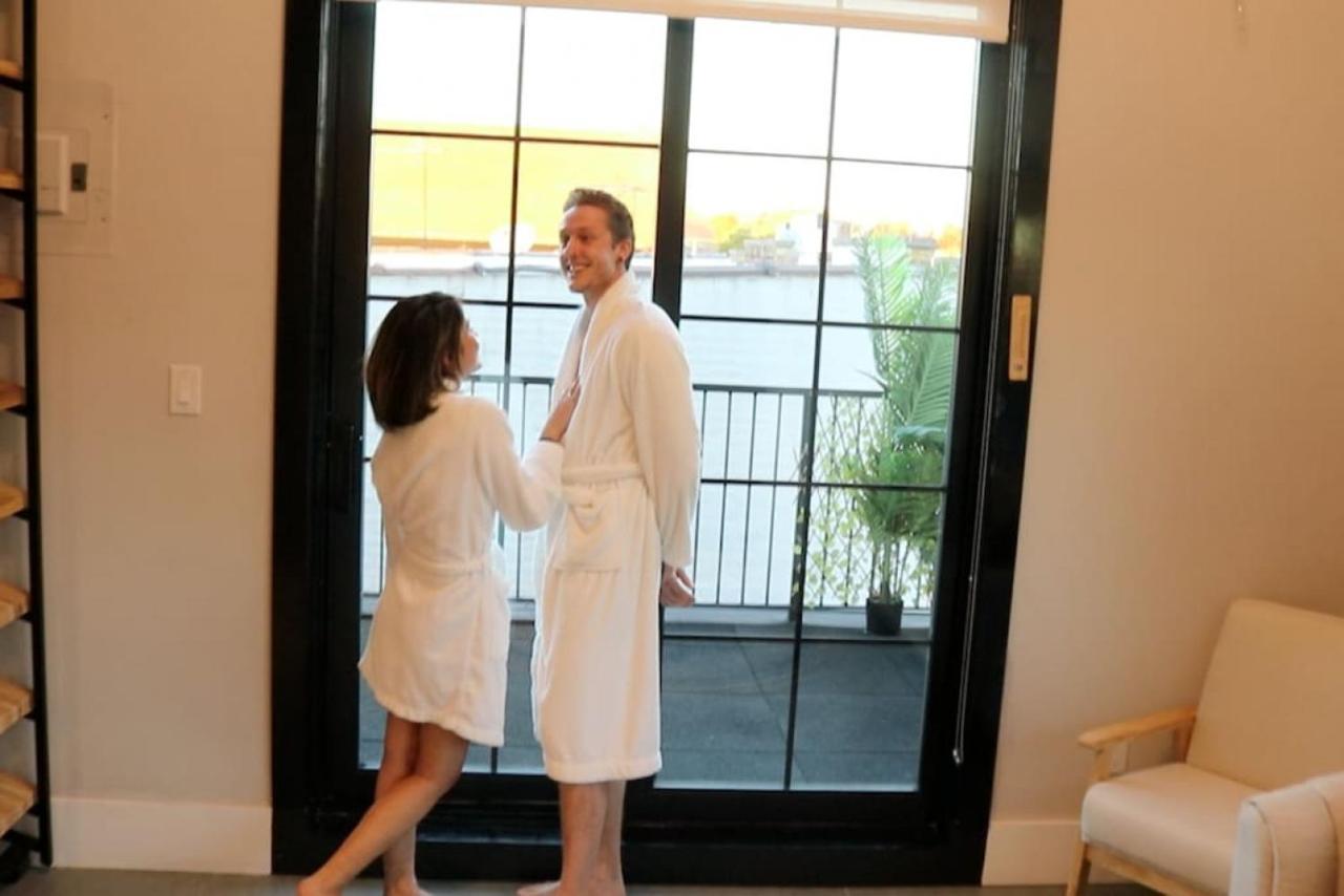 Nyc Skyline Views, Sauna & Rooftop - Romantic Escape At "Brooklyn Bay Lofts" New York Bagian luar foto