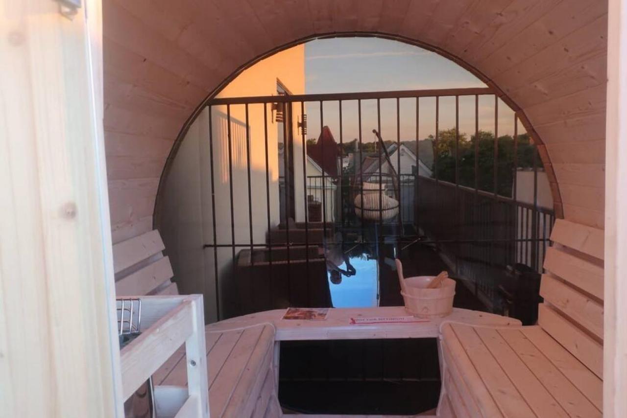 Nyc Skyline Views, Sauna & Rooftop - Romantic Escape At "Brooklyn Bay Lofts" New York Bagian luar foto