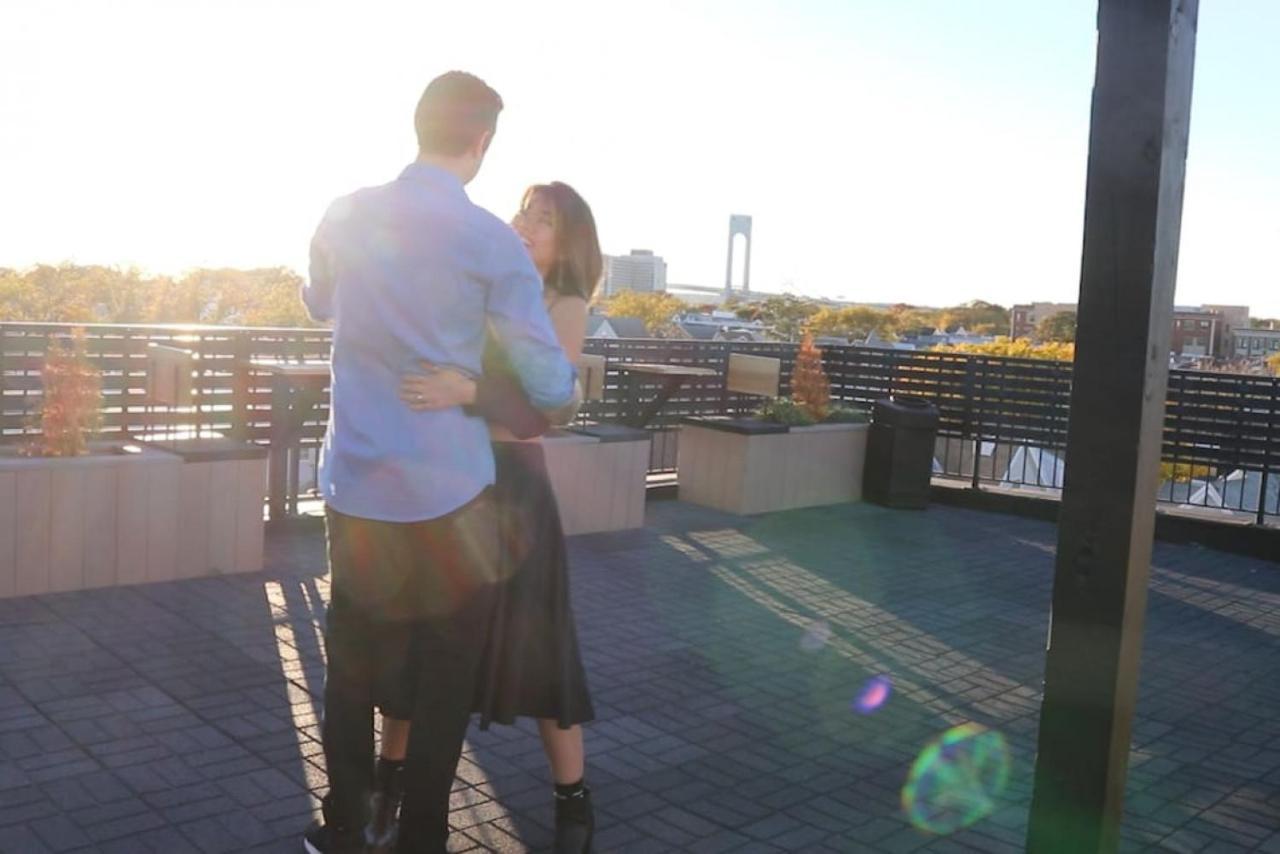 Nyc Skyline Views, Sauna & Rooftop - Romantic Escape At "Brooklyn Bay Lofts" New York Bagian luar foto